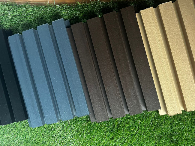 Стеновые реечные панели из ДПК CM Wall Тик Стеновые реечные панели из ДПК CM Wall Тик